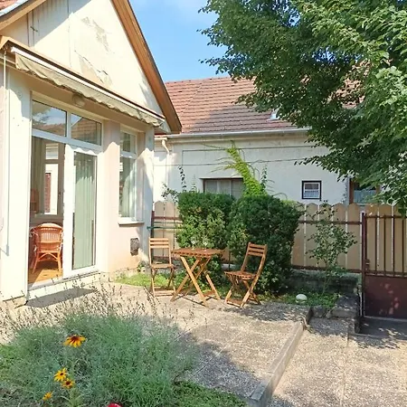 Zöldfa8 Apartman *